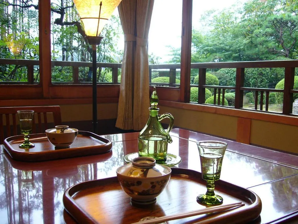 東伏見宮家別邸 料理旅館　吉田山荘 京都市 旅館