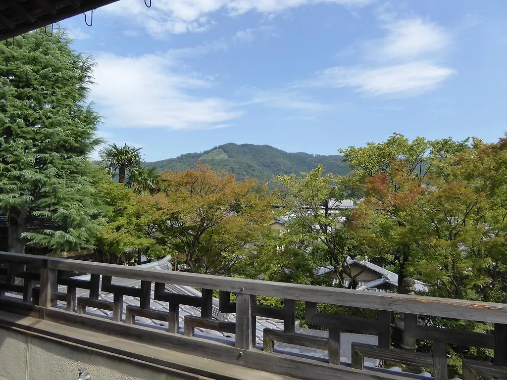 旅館 東伏見宮家別邸 料理旅館　吉田山荘 京都市