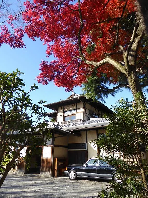 ***** 旅館 東伏見宮家別邸 料理旅館　吉田山荘 京都市 日本
