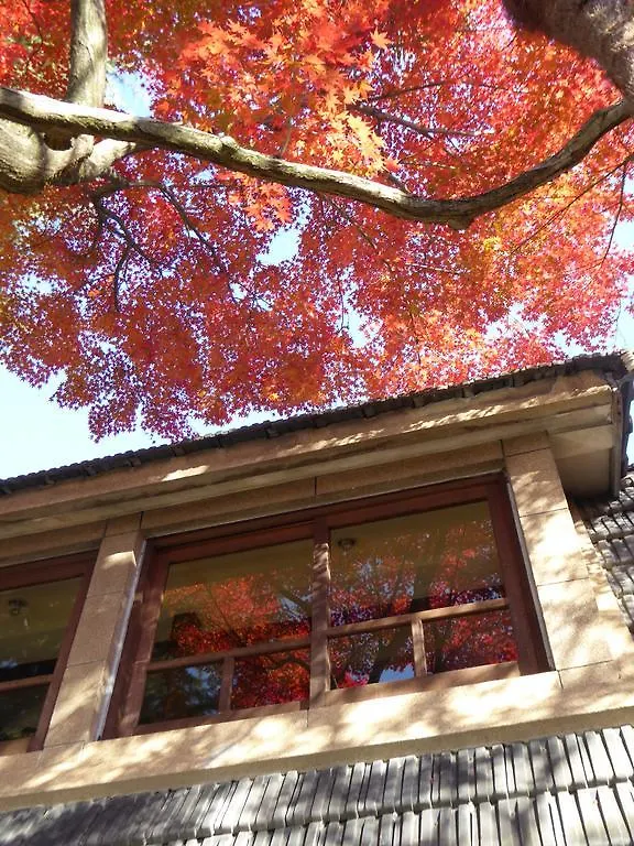 旅館 東伏見宮家別邸 料理旅館　吉田山荘 京都市