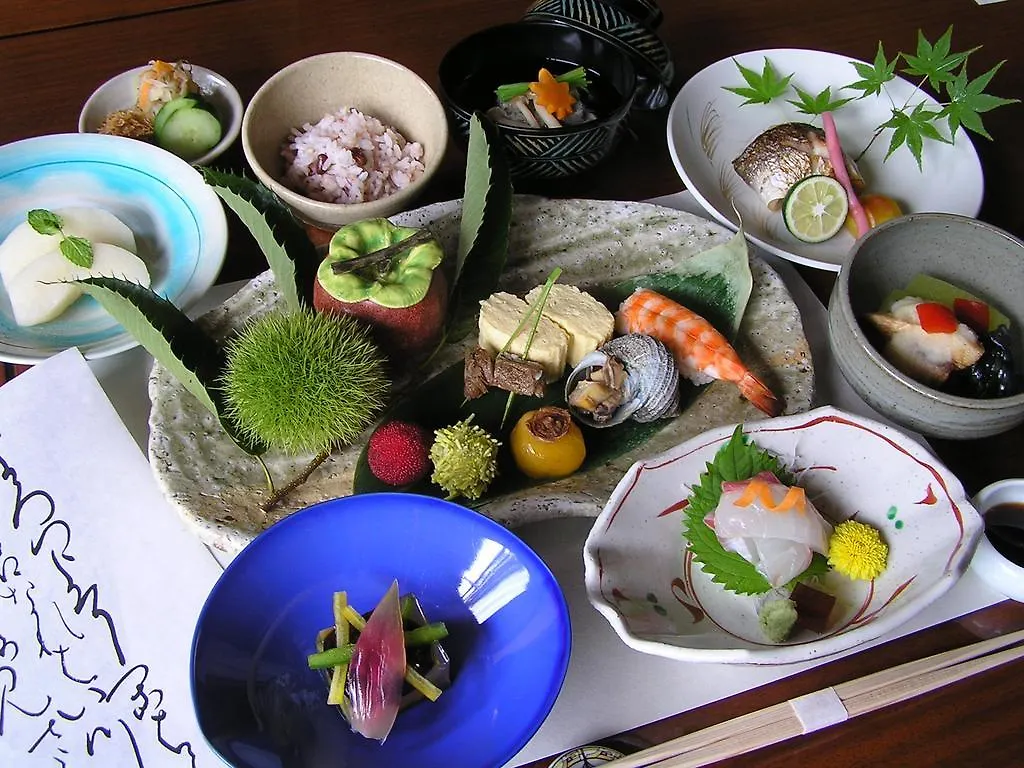東伏見宮家別邸 料理旅館　吉田山荘 京都市