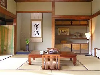 旅館 東伏見宮家別邸 料理旅館　吉田山荘 京都市